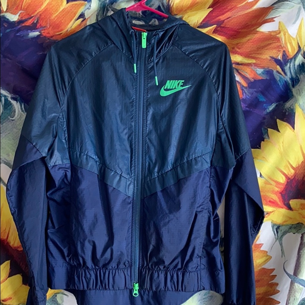 Nike windbreaker